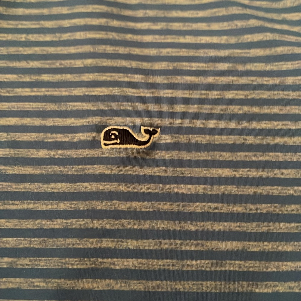 EXCELLENT CONDITION Vineyard Vines Stripe Sankaty Polo